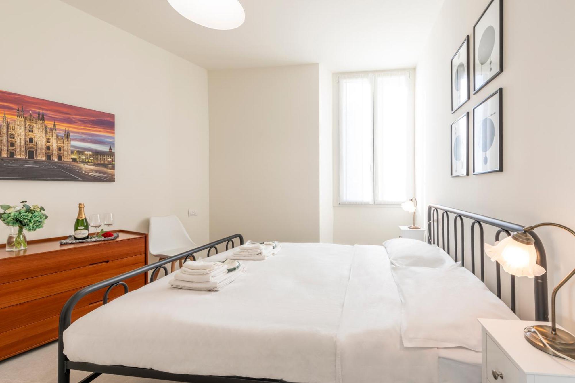 Maloja, 10 - Casa Maloja - Ampio Appartamento 米兰 外观 照片