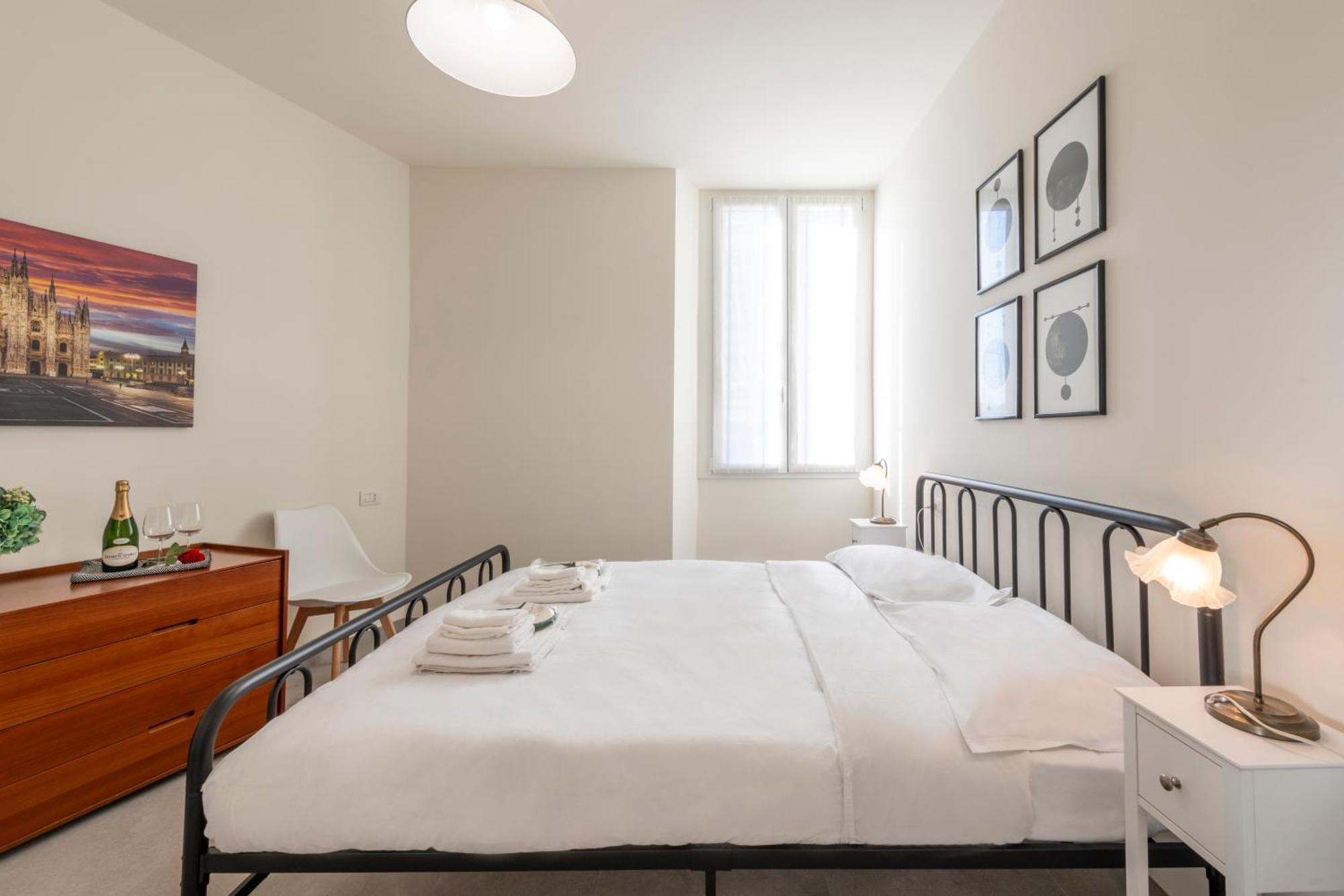 Maloja, 10 - Casa Maloja - Ampio Appartamento 米兰 外观 照片